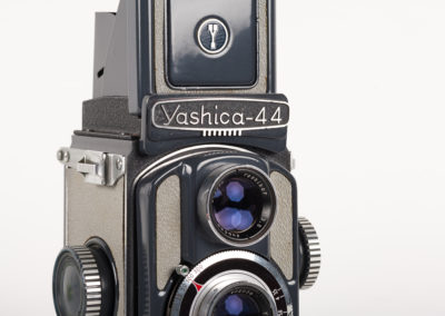 Yashica 44