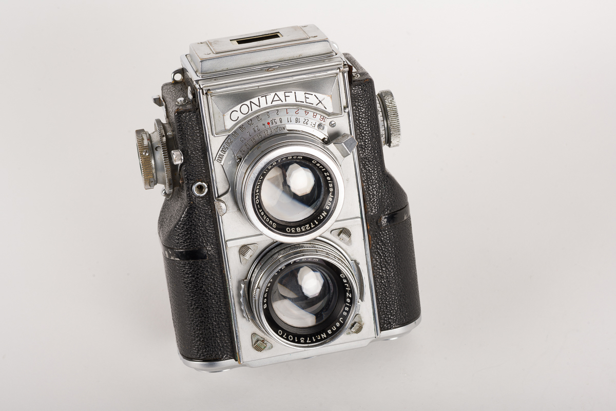 Barnack Quirks: An Intro to Shooting with Early 35mm Leica Cameras